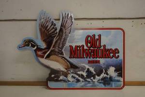 lot 578 image: Old Milwaukee Duck Metal Sign