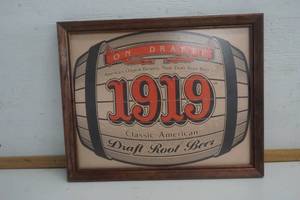 lot 678 image: On Draft 1919 Draft Root Beer Picture