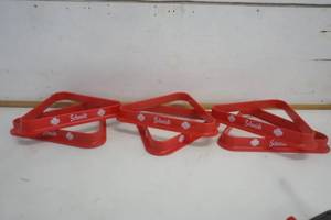 lot 688 image: Schmidt Pool Racks (6)