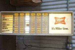 lot 697 image: Miller Beer Light Up Price Board