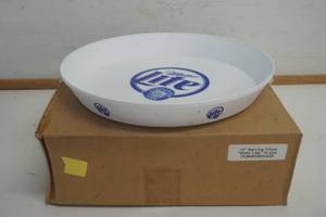 lot 719 image: Plastic Lite 13 Serving Trays case of 10