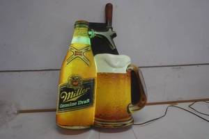 lot 761 image: Miller Genuine Draft Lighted Wall Display