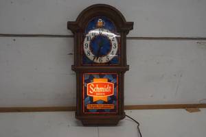 lot 762 image: Schmidt Light up Clock