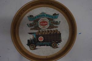 lot 766 image: Schaefer Beer Serving Tray