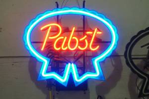 lot 789 image: Pabst Blue Ribbon Neon Light