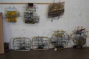 lot 797 image: 7 -Neon Sign Displays (need repair)