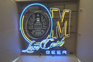 lot 7 image: Old Milwaukee Low Garb Beer Neon Beer Sign (broken tube) 29 Wide