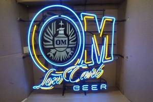 lot 11 image: Old Milwaukee Low Garb Beer Neon Beer Sign 29 Wide