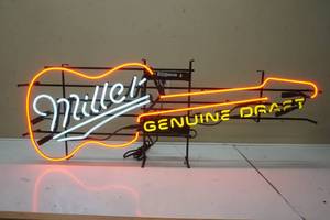 lot 13 image: Miller Genuine Draft Neon Beer Sign 50 x 14