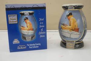 lot 34 image: 2003 Miller Holiday Stein #3 Sport Series Set of 12
