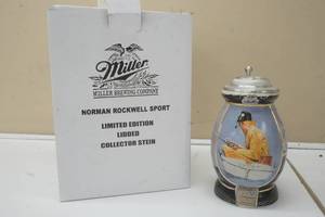 lot 46 image: Norman Rockwell Sport Limited Lidded Edition
