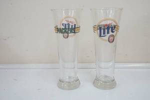 lot 224 image: Miller Lite NFL Packers 16 oz. glasses