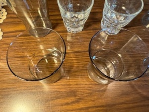 lot 34 image: Collection of Glassware