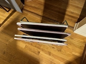 lot 82 image: Vintage TV Trays with Stand and Cover