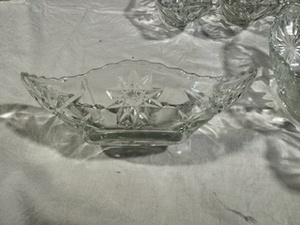 lot 86 image: Anchor Hocking Star of David Glass Dish (Set of 6)