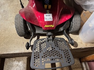lot 19 image: Pride Mobility Jazzy Elite ES Power Wheelchair