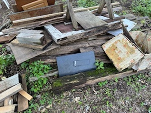 lot 200 image: Stack of Wood - Variety of Wood Types
