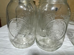 lot 125 image: Nine Golden Harvest Mason, Four Atlas Mason, Samco Super Mason, Longlife Mason and Barilla Pasta Jar