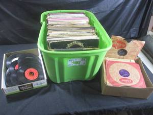 lot 401 image: (EW5) Large Assortment of Records...