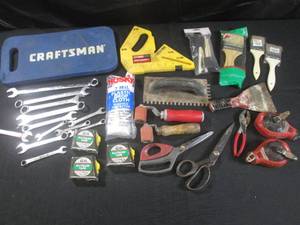 lot 420 image: (EC1) Assorted Hand Tools Etc