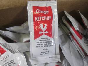 lot 425 image: (BR3) 200 Pouches of Ketchup Best by July 2024