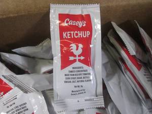 lot 427 image: (BR3) 200 Pouches of Ketchup Best by July 2024