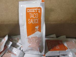 lot 432 image: (BR3) 200 Pouches of Taco Sauce Best by June 2024