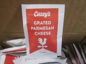 lot 441 image: (BR3) 200 Packets of Grated Parmesan Cheese Best by Sept 2024