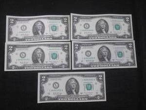 lot 35 image: (CNTR) 5 Uncirculated Sequential $2 Dollar Bills