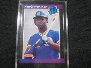 lot 41 image: (CNTR) 1988 Leaf Donruss89 Ken Griffey Jr Rated Rookie Card #33 in Acrylic