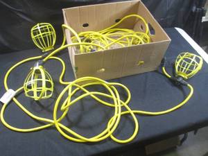 lot 107 image: (EW2) 5-Bulb Temporary Construction Light Stringer Model LS-002A