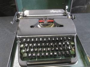 lot 114 image: (D-2) Vintage Olympia Typewriter in Case Made In West Germany