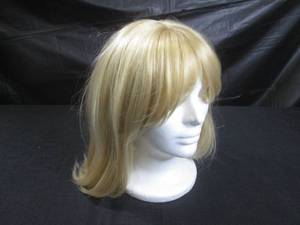 lot 119 image: (EC1) Wig - No Tags  Details - Foam Head Not Included