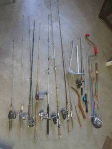 lot 132 image: (EW7) Assorted Fishing Rods, Reels, Ice Fishing Etc