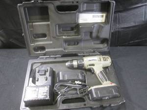lot 212 image: (A-1) Porter-Cable 19.2V Cordless Drill with 2 Batteries and Charger in Case - Untested