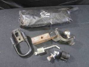 lot 225 image: (EC1) Heavy Duty Receiver Hitch with Misc and Bag