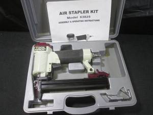 lot 250 image: (BS) Tool Shop Air Stapler with Case