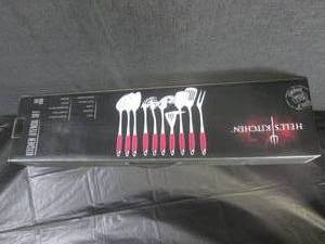 lot 258 image: (EW3) Hells Kitchen 10pc Kitchen Utensil Set