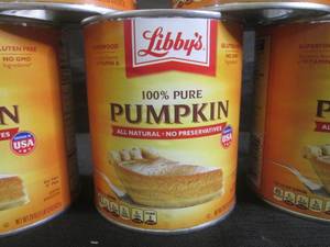 lot 336 image: (B-3) 6 Cans Libbys 100% Pure Pumpkin 29oz Past Date