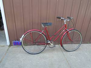 1970s Raleigh 2030 model hi carbon bicycle. Used condition & ridable. As shown.