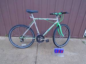 Sandrock by Roadmaster mountain bike. Used condition. As shown.