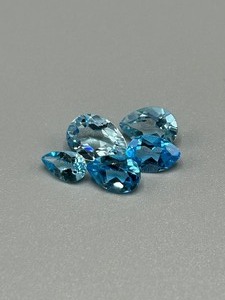 9.20 Carat Blue Topaz Faceted Pear Cut - Various Size Set of 5 Loose Stones