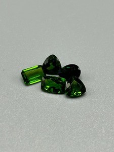 2.60 Carat Diopside Various Mixed Cut - Various Size & Shape Set of 5 Loose Stones