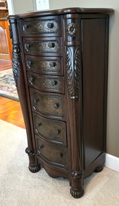 lot 22 image: Elegant Jewelry Armoire Cabinet