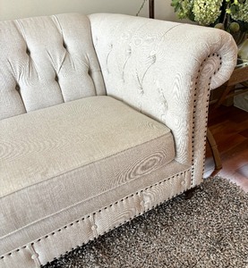 lot 2 image: Bernhardt White London Club Sofa  Couch