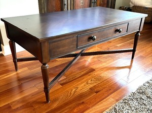 lot 65 image: Traditional Coffee Table