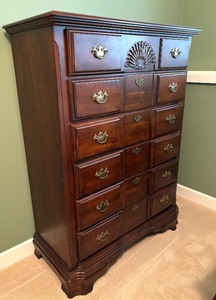 lot 26 image: Delightful Six Drawer Dresser