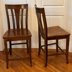 lot 87A image: Pair of Stylish Wooden Bar Stools  Seats