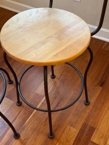 lot 15 image: Fun Coffee Themed Bistro Set