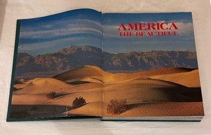 lot 164 image: America the Beautiful Book by Readers World Books